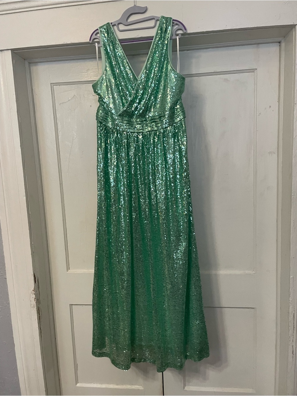 Elegant Green Sequin Evening Gown